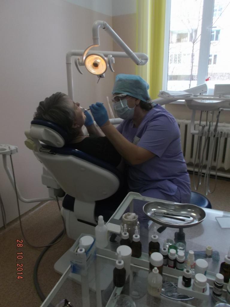 Открыта вакансия: Врач стоматолог-хирург